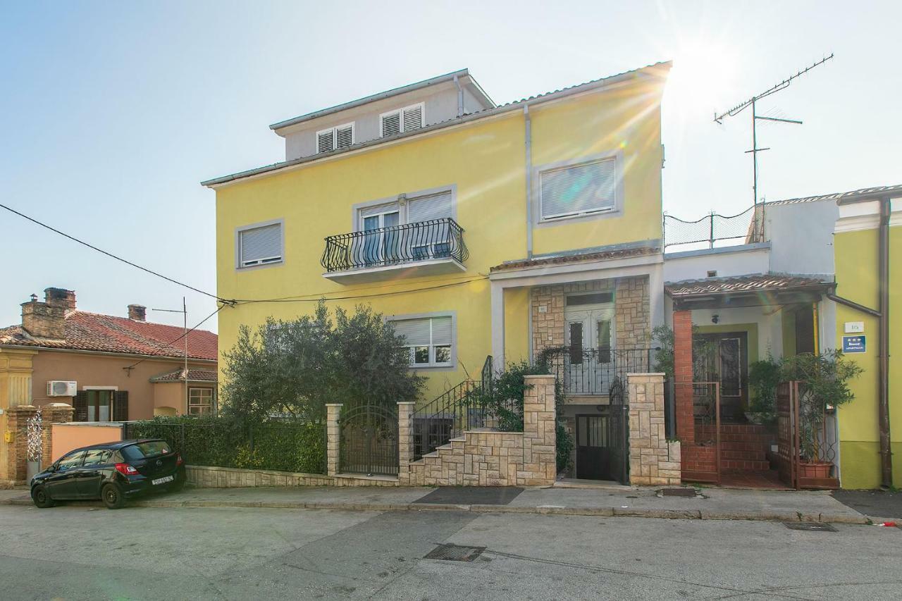 Polias apartment  Pula Exterior foto